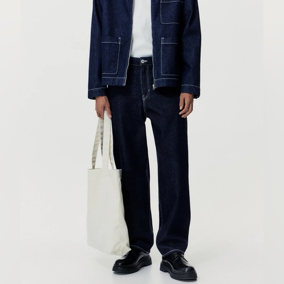 H&M Loose Fit “ barrel denim jeans - Picture 2 of 6